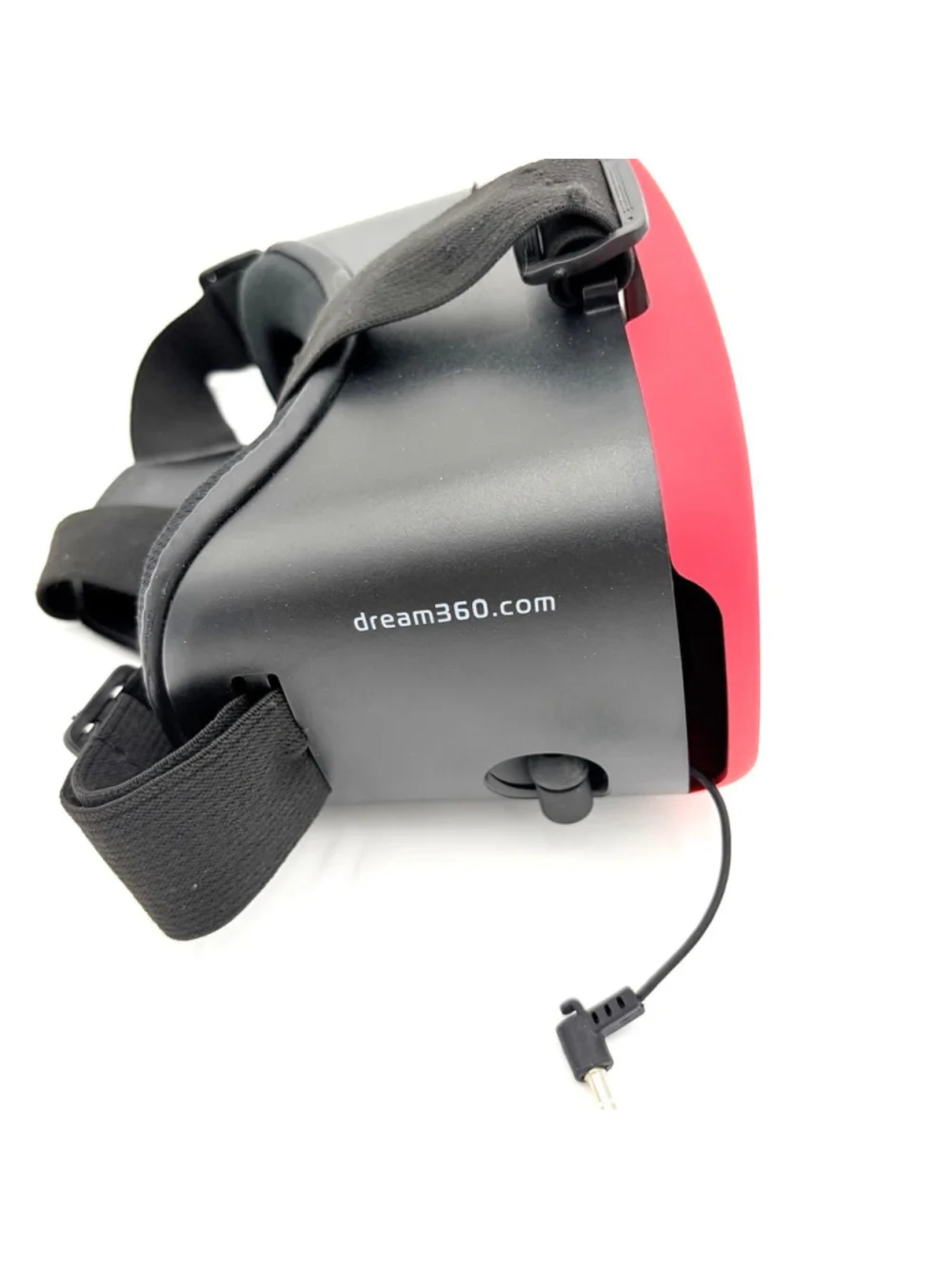 Tzumi Dream Vision VR Headset Smartphone Virtual Reality Viewer Black Red